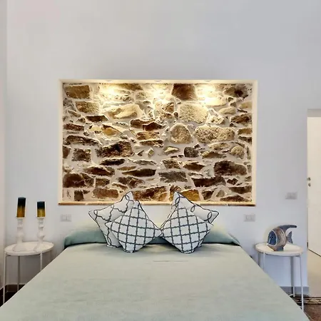 Stazzo La Quercia Piscina Condivisa 아파트 산테오도로