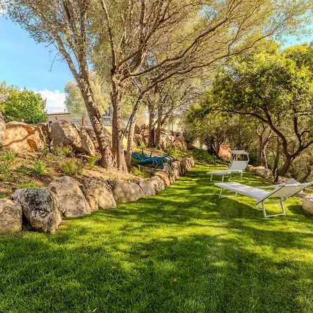 Stazzo La Quercia Piscina Condivisa شقة *