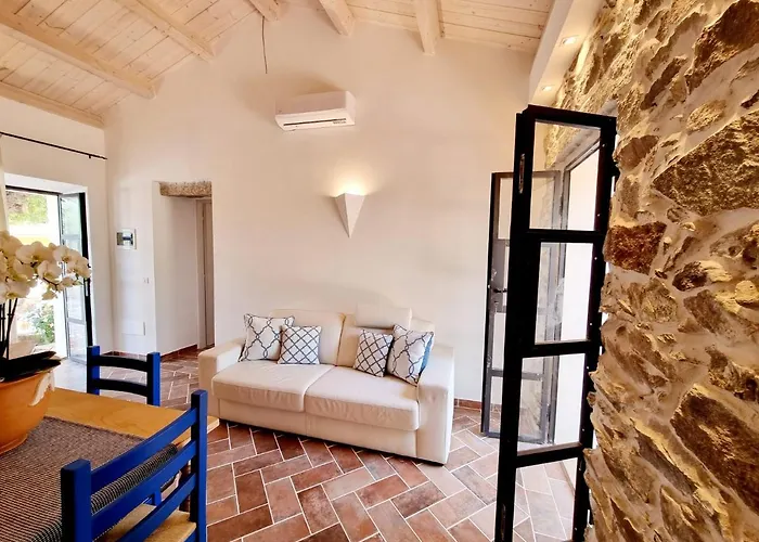 Apartament Stazzo La Quercia Piscina Condivisa
